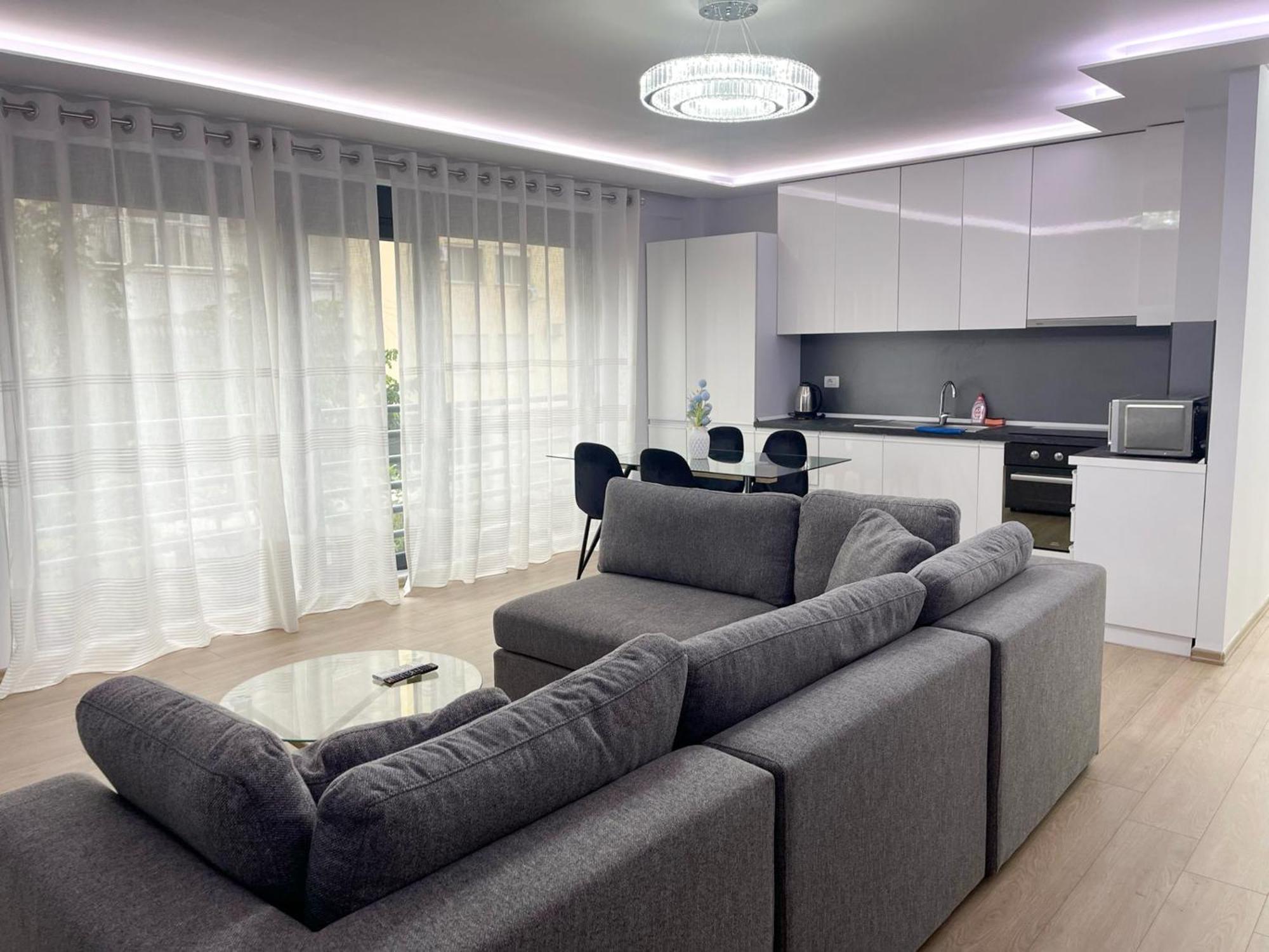 New Bazaar 2022 Apartment Tirana Bagian luar foto