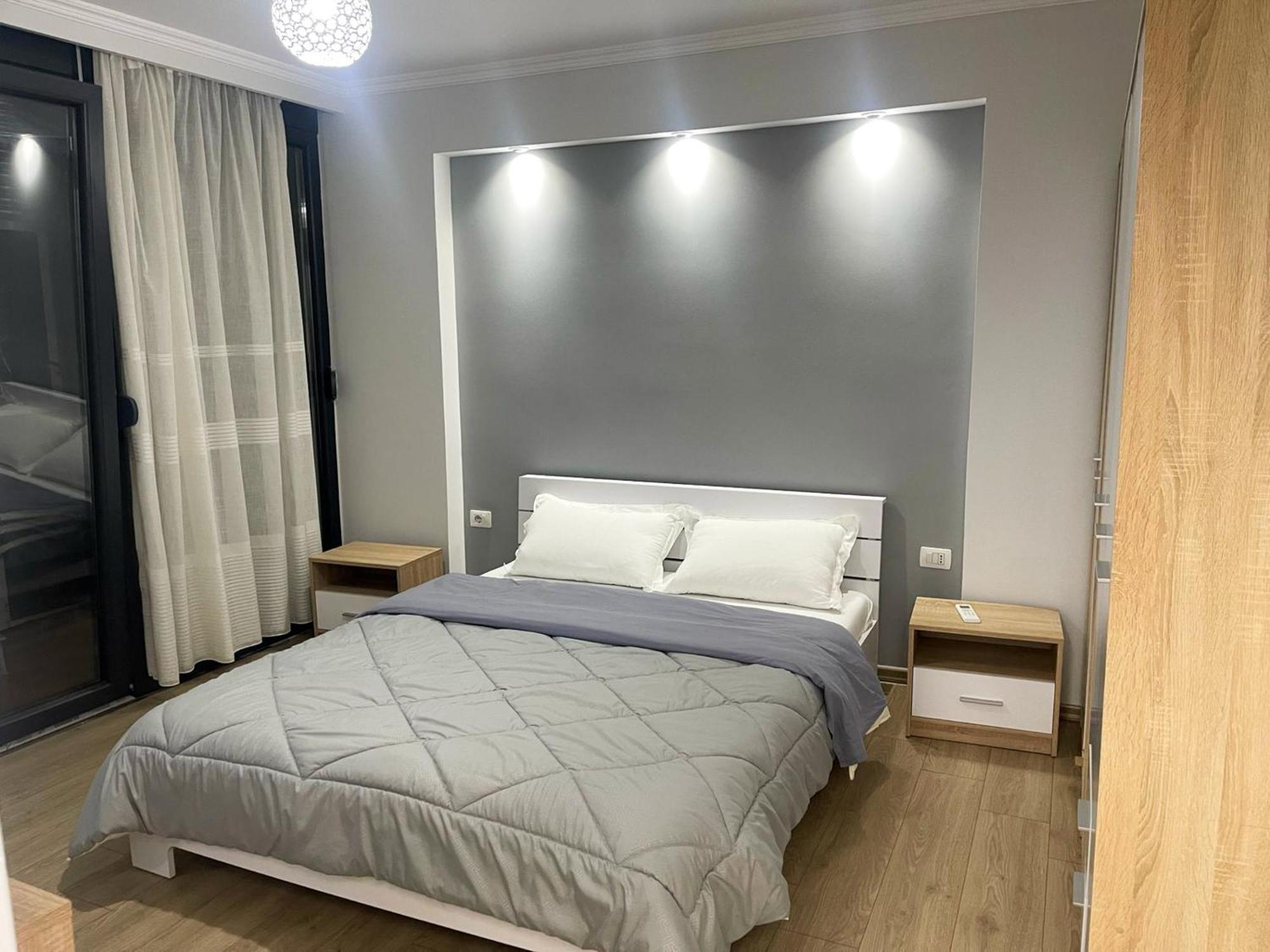 New Bazaar 2022 Apartment Tirana Bagian luar foto